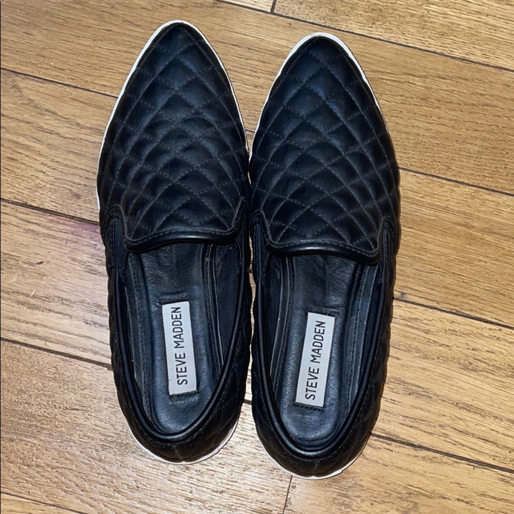 Steve Madden slip ons